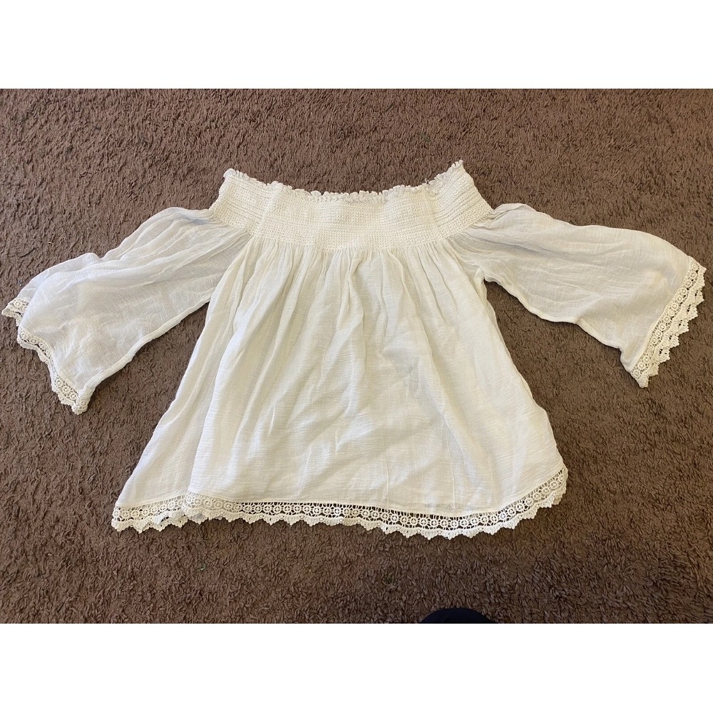 2 FOR $20 Zara Trafaluc Collection Off The Shoulder Cream Blouse Smocked Crop M - Picture 2 of 9